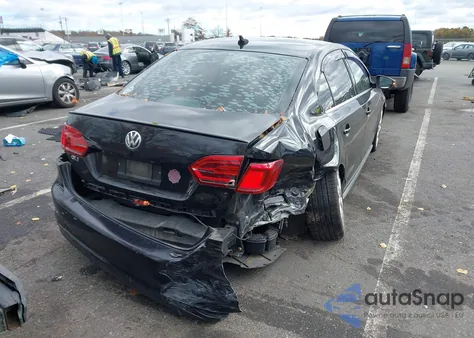 2014 Volkswagen Jetta Gli Edition 30 W/Nav from USA, damaged, VIN 3VW5T7AJ6EM258246